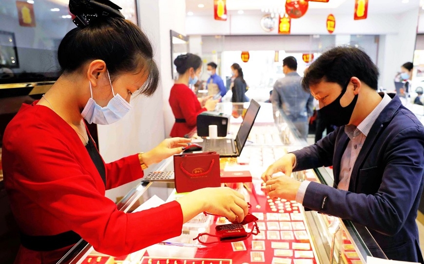 Giá vàng ngày 24/12/2023: Tuần tới, giá vàng tiếp tục tăng mạnh?